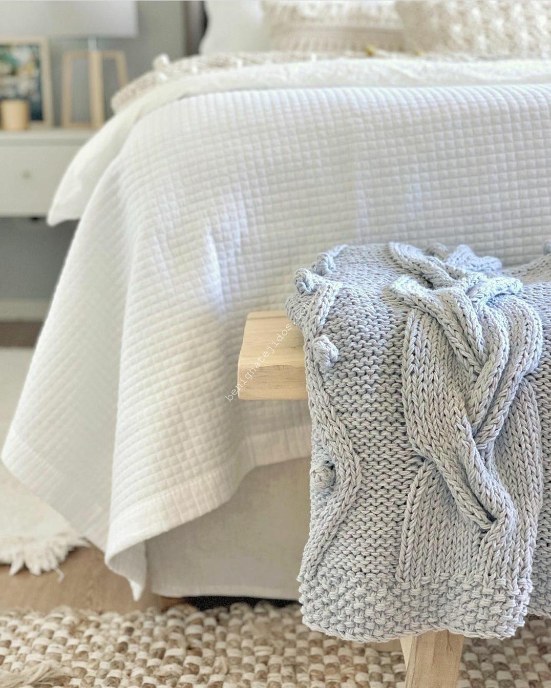 Manta ESTOCOLMO 0.75x1.40 Color Nuez -DISPONIBLE - Imagen 2