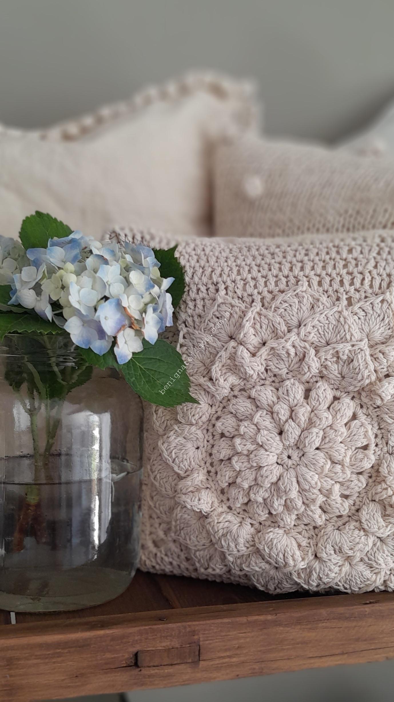 Funda para Almohadón FLOR DE LOTO (AP)