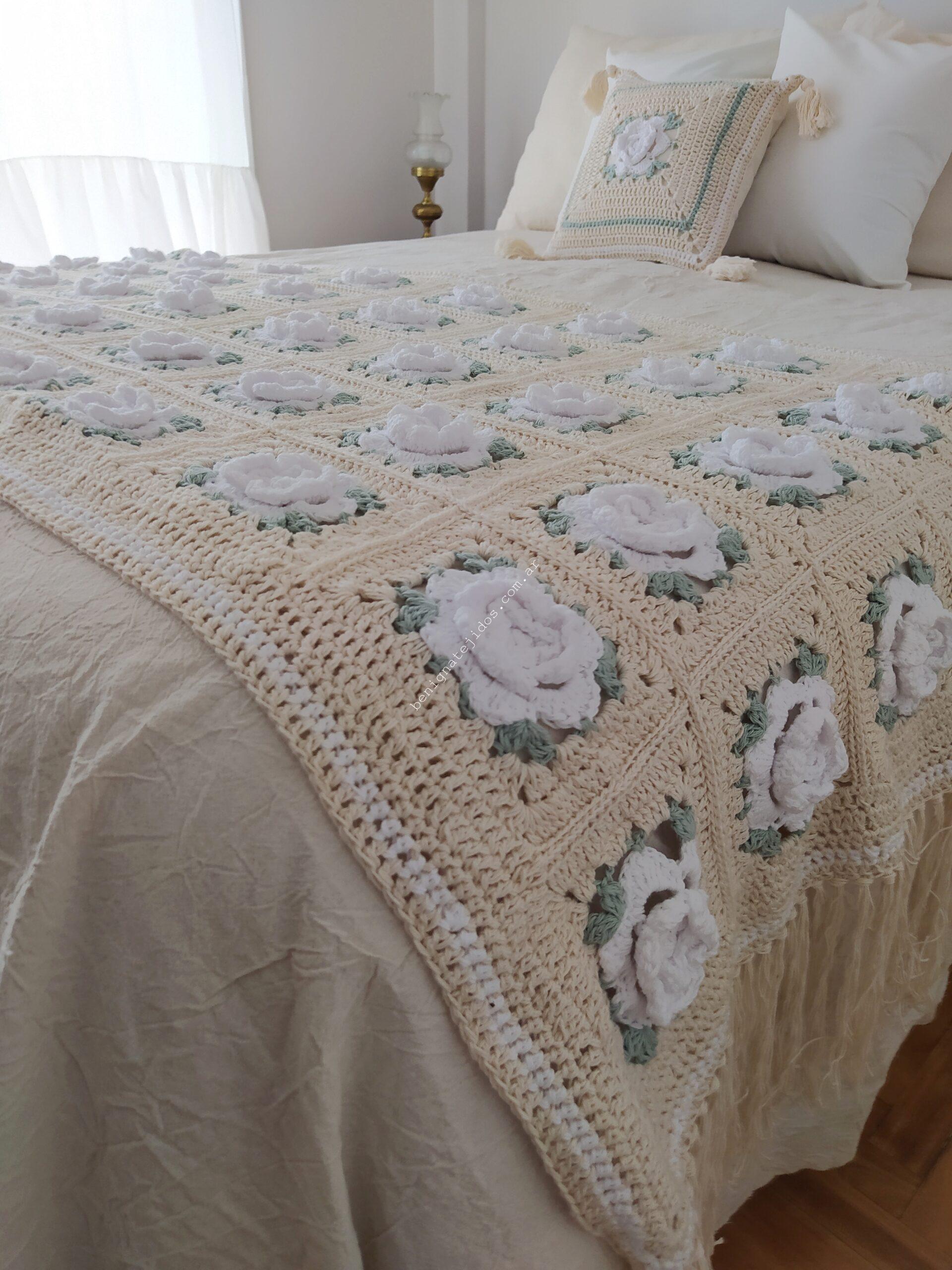 Funda para Almohadón ROSES Flor Blanca - DISPONIBLE