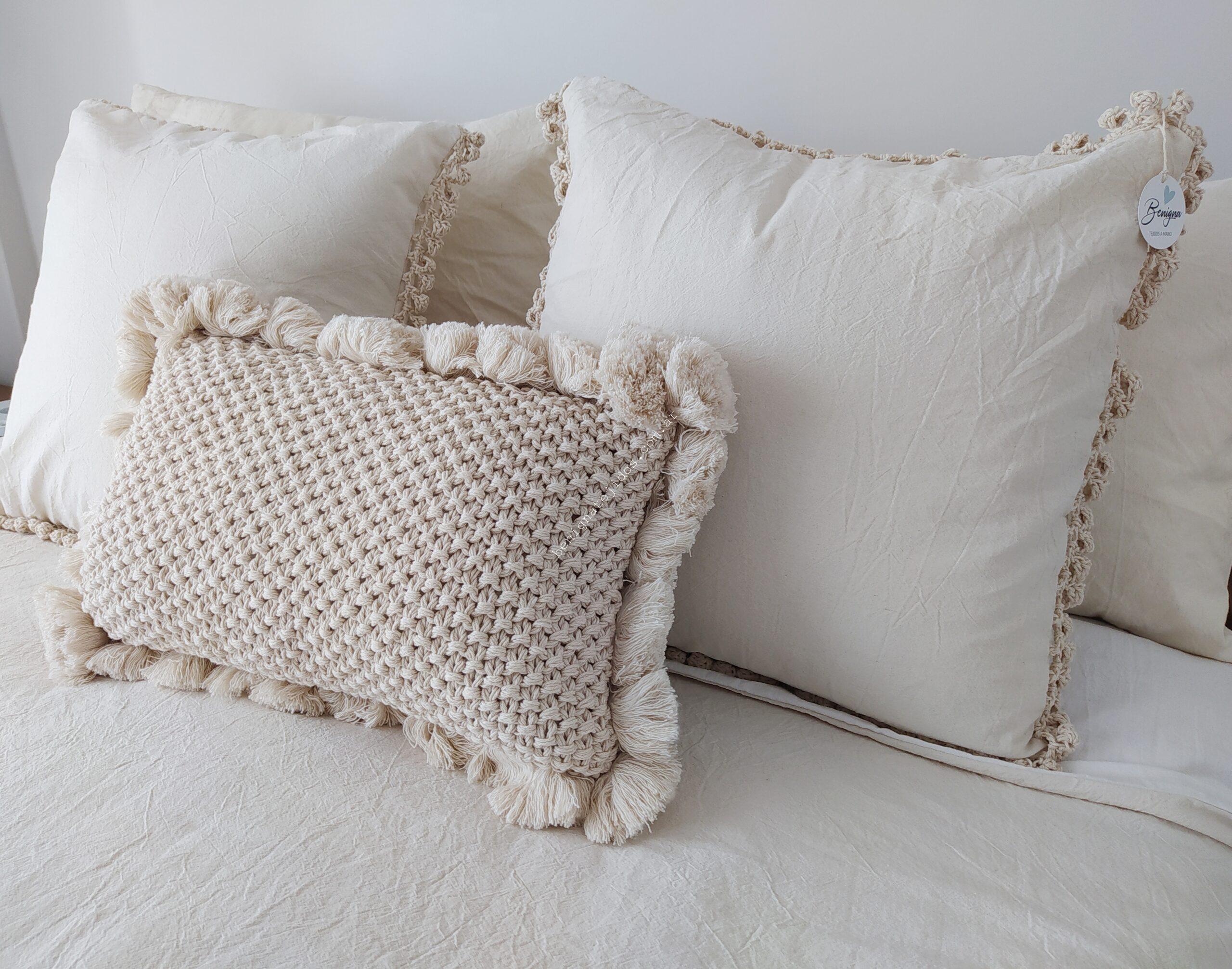 Funda Almohadón MULTIPOMPONES 30x50 (AP) - Imagen 5