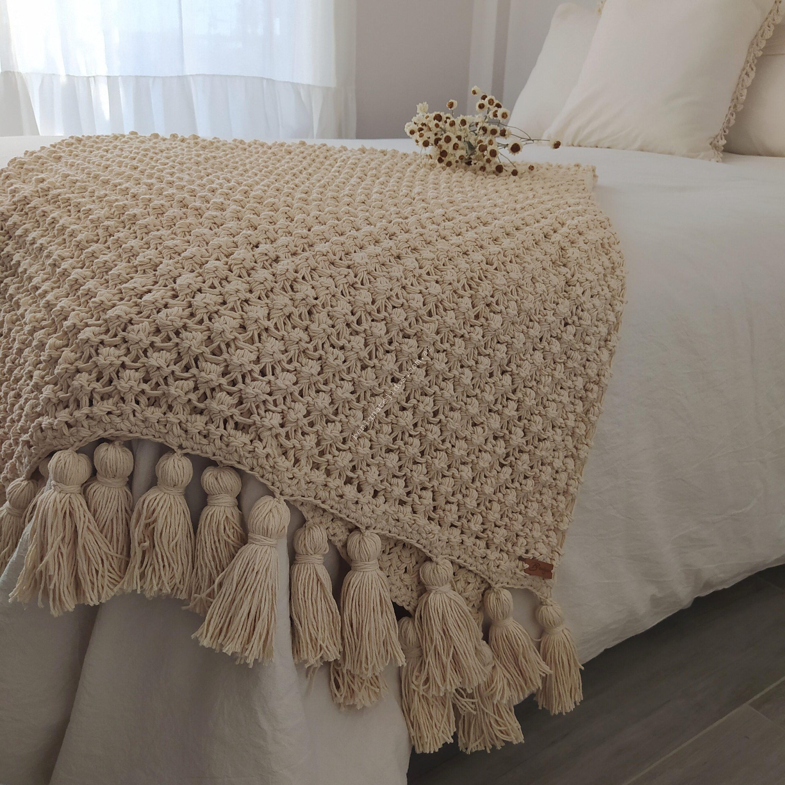 Manta LOLA 0.75x1.60+flecos o borlas (AP)