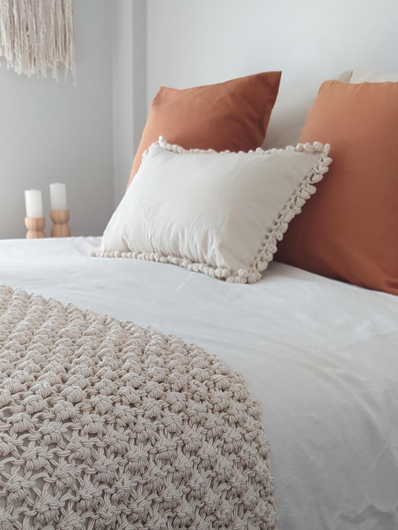 Funda para almohadón FRIDA 30x50 - DISPONIBLE