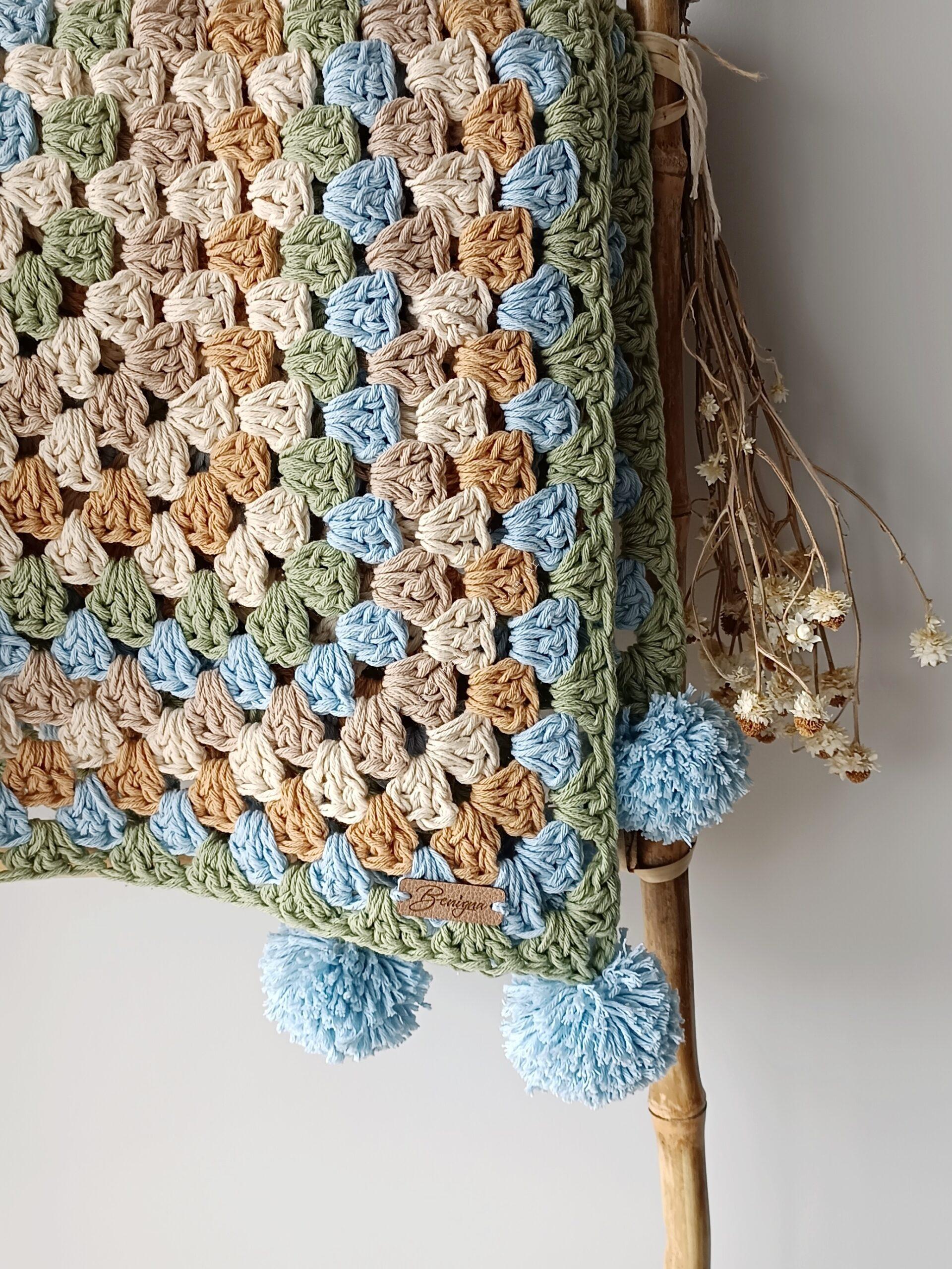 Manta BB Lara 0.80x0.80- DISPONIBLE-Colores Vs - Imagen 2