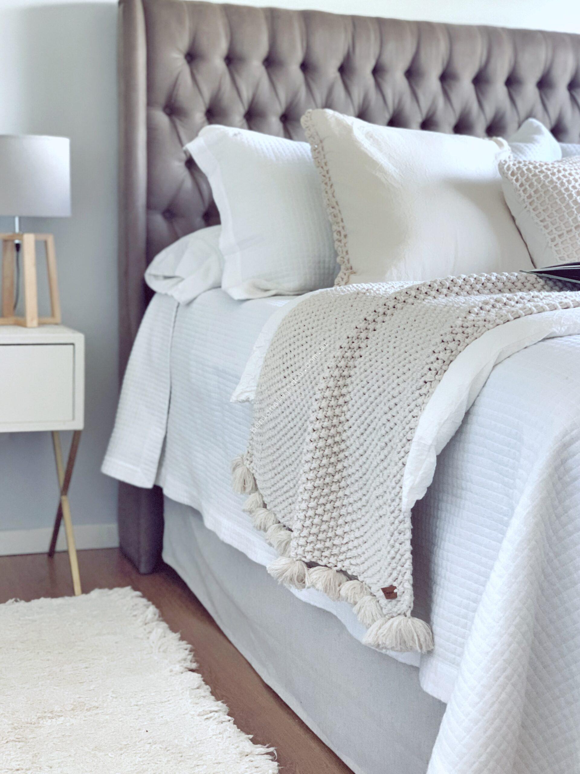 Manta POMPONES 0.75x2.40 (AP) - Imagen 3